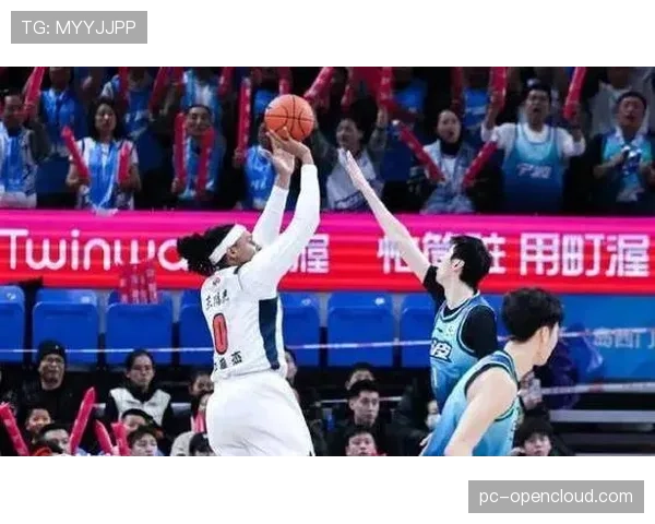 数据复盘:广东队篮板球净胜20个,成击败广厦的生命线